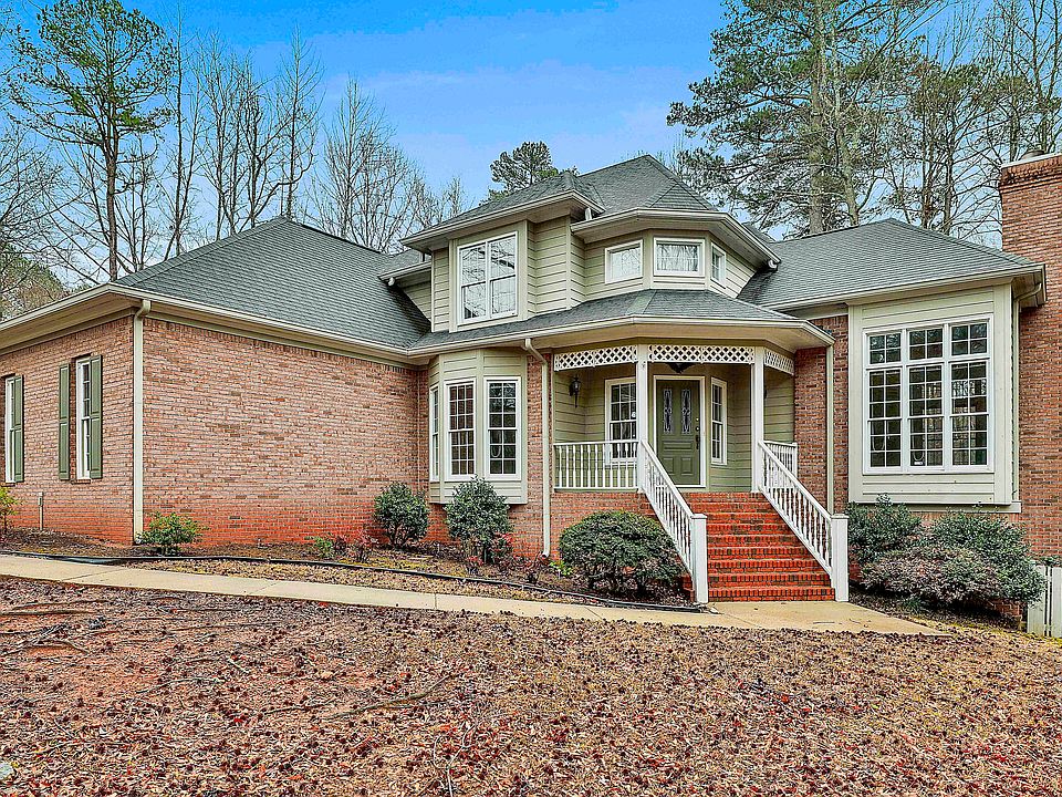 1st image of 38 Parkgate Ln