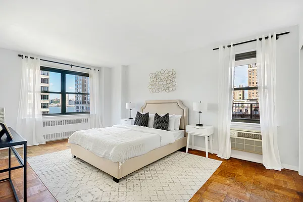 Sold by Compass | media 6