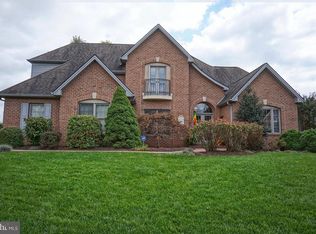 25 Cherish Dr, Camp Hill, PA 17011