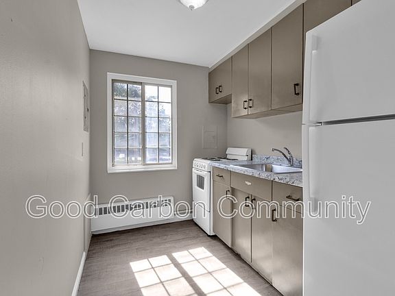 3rd image of 309 Beattie Ave APT 4