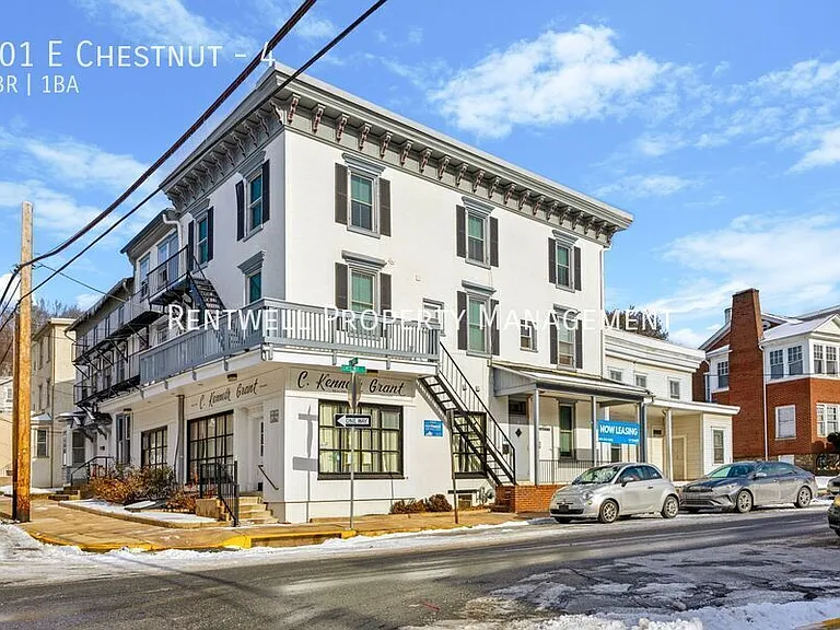 201 Chestnut St #4 — Photo 1