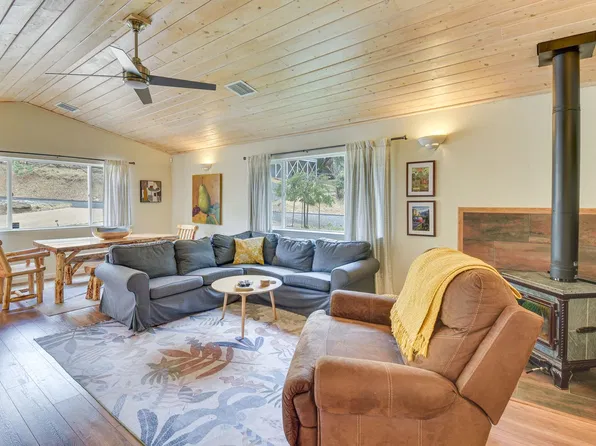 12909 Mueller Dr #Id1626435p, Groveland, CA 95321