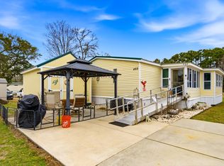 462 Oak Ave, Murrells Inlet, SC 29576