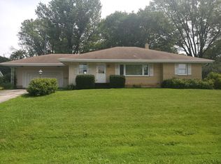 505 S 4th Ave, Forreston, IL 61030