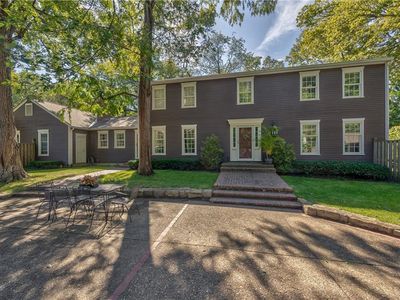 5524 Mission Rd, Fairway, KS, 66205