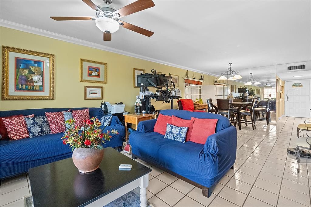 6201 N Falls Circle Dr #403