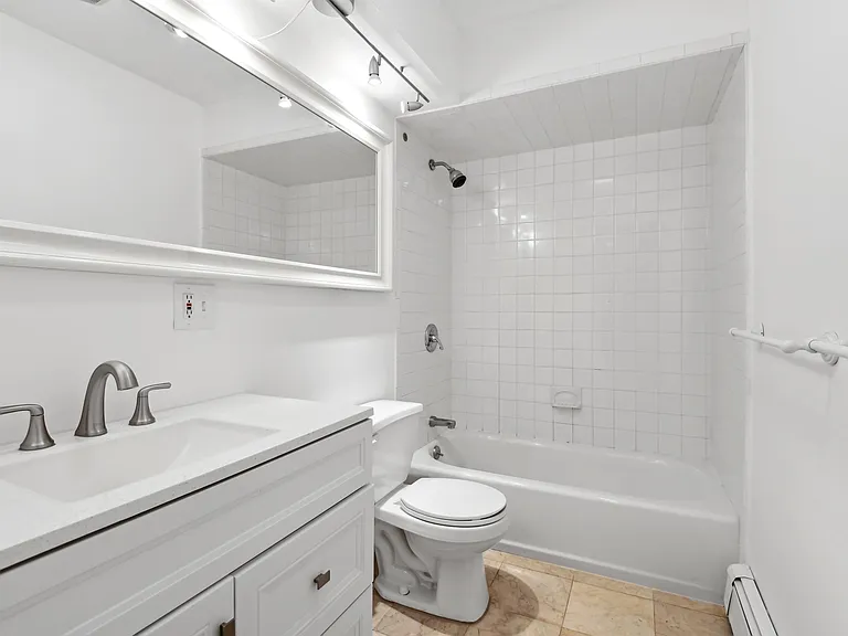 113 Sussex St #GRDN — Photo 15