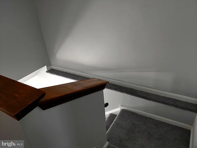 15205 Streamside Ct — Photo 22