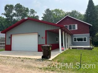 5127 Bebo Trl, Munising, MI 49862