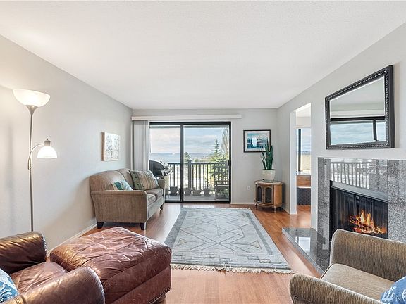 5th image of 1010 N J St APT 12