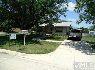 402 S 2nd St, Sanger, TX 76266