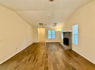 930 Century Dr, Rogers, AR 72756