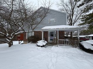 816 Woodlyn Dr S, Anderson Twp, OH 45230