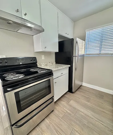 Vista Capri East — Photo 9