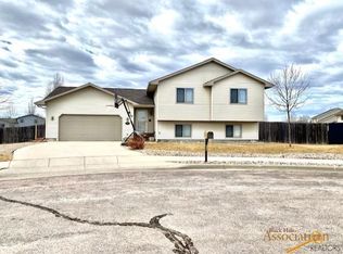 3035 Quad Ct, Rapid City, SD 57703