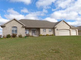 4184 Lovers Ln, Amherst, WI 54406