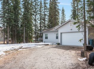 1185 Cloverleaf Drive, North Pole, AK 99705