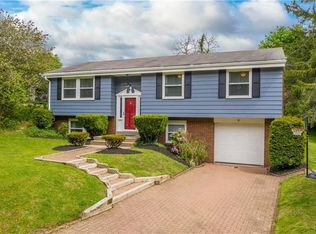 136 Noblestown Rd, Carnegie, PA 15106