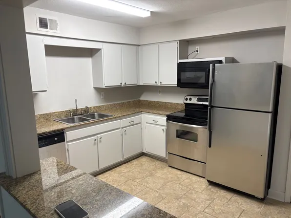 904 Park Ln, Oxford, MS 38655