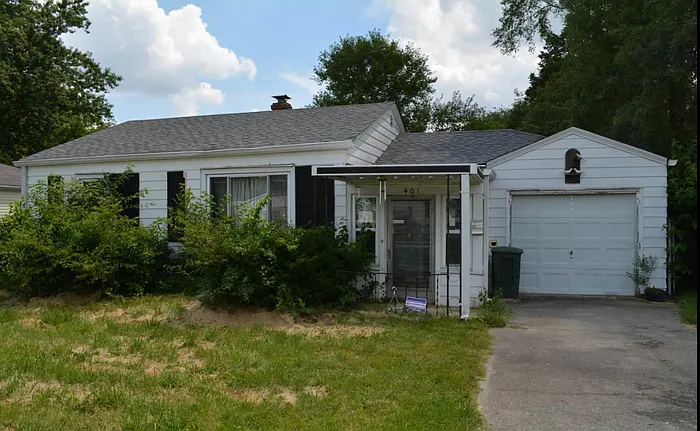 401 Manhattan Ave photo 1