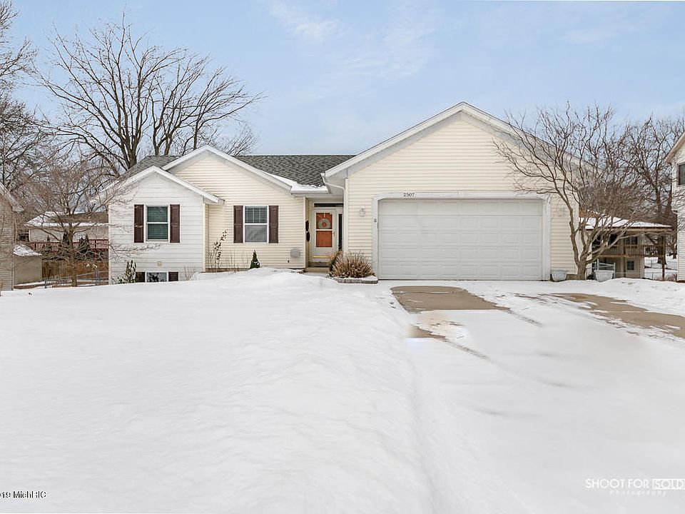 1st image of 2507 Jameswood Ct