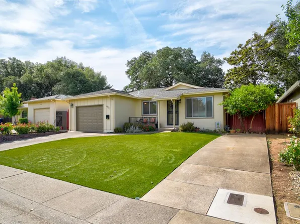 6820 Admiral Ave, Fair Oaks, CA 95628
