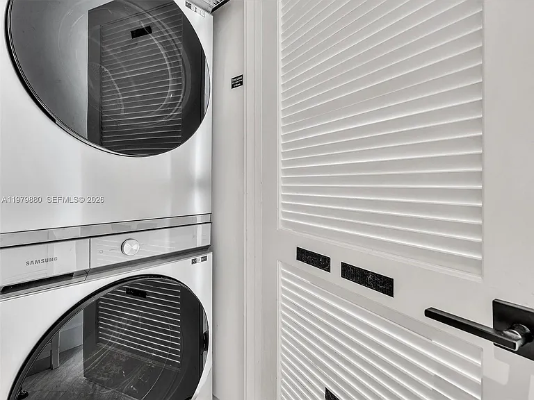 121 NE 34th St #2104 — Photo 39