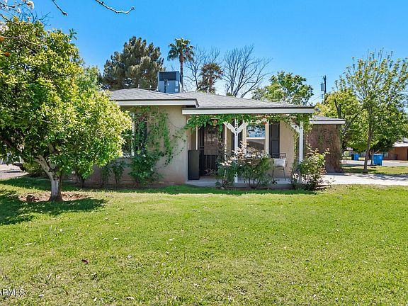 2nd image of 1301 E HIGHLAND Avenue