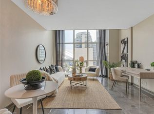 Soho Met Lofts, Toronto, ON M5V 3T3