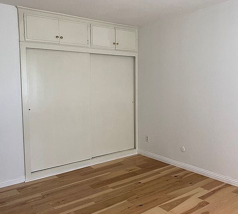 4th image of 23176 Jonathan St