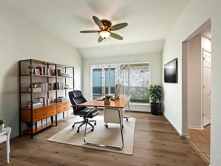 2123 Winter Dale Ct — Photo 6