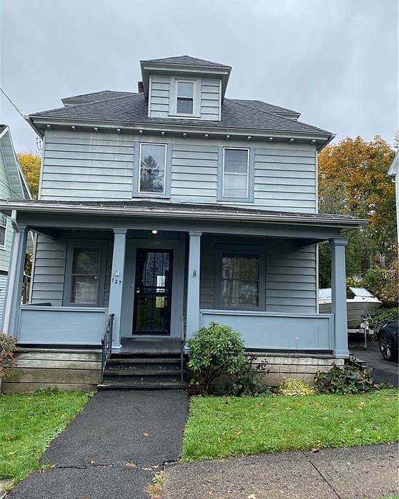 1st image of 127 Charmouth Dr
