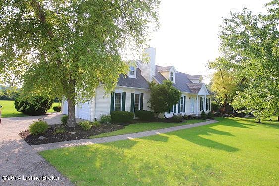 5th image of 7410 Willow Bend Dr