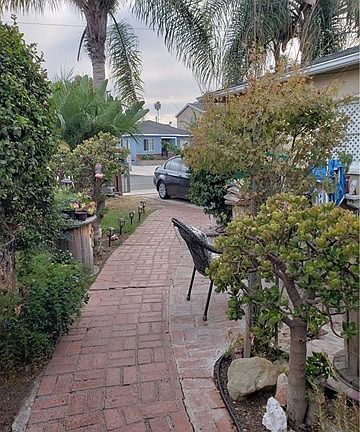 2nd image of 4851 W 137th Pl