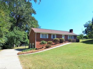 254 Georgia Ln, Winston Salem, NC 27107