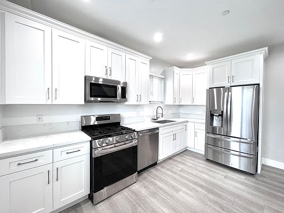 5th image of 5401 Carlin St #Privateroom2