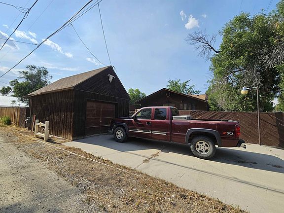 4th image of 520 Obie Sue Ave