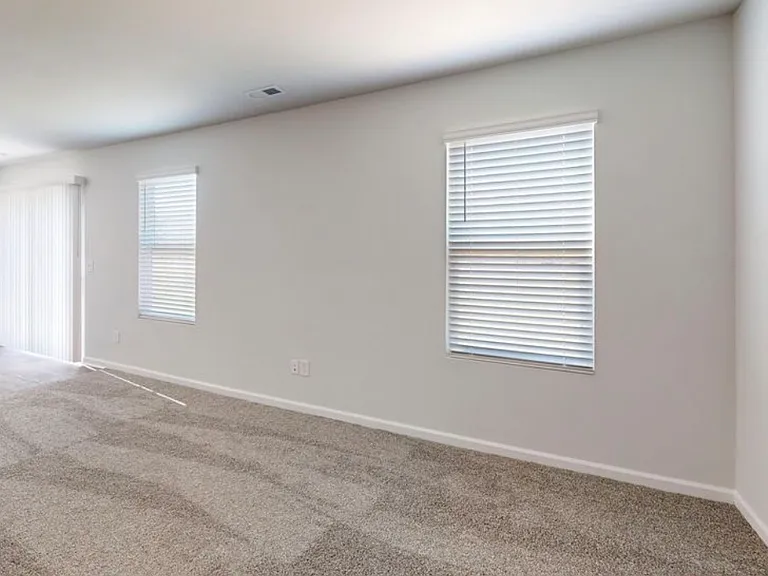 143 Maple Tree Ln — Photo 15