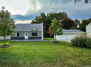 35451 Quinton St, Clinton Township, MI
