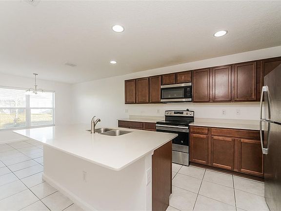 5th image of 1477 Lucerne Loop Rd NE