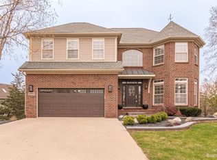 3088 Tuscany Ct, Ann Arbor, MI 48103