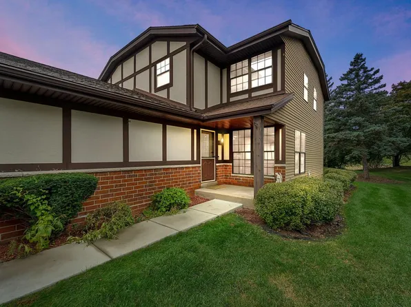 8131 South Legend DRIVE #D, Franklin, WI 53132