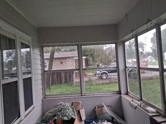 2nd image of 712 Bellevue Ave