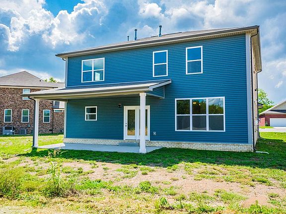2nd image of 907 Wisteria Ct