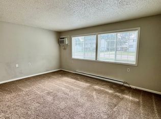 1014 E Main St #2, La Porte City, IA 50651