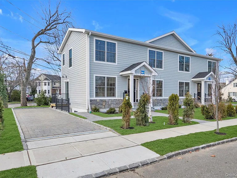 1 Manhasset Ave #B — Photo 3