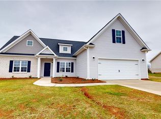 126 Columbia Dr, Linwood, NC 27299