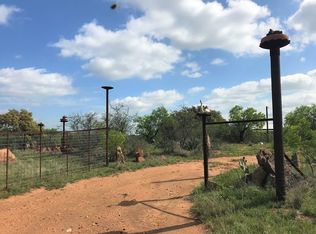 405 Na County Rd, Castell, TX 76831