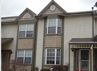 114 Commonwealth Dr, Bethlehem, PA 18020