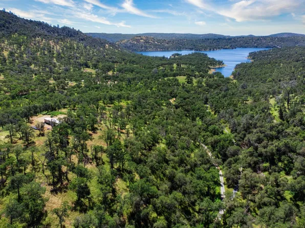 8345 Ascension Ln, Pilot Hill, CA 95664